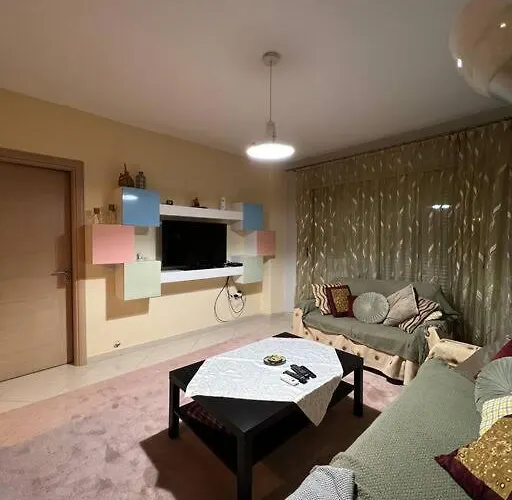 Piero In شقة تيرانا